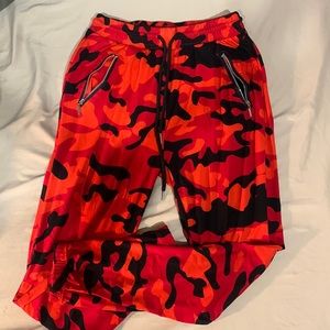 Red camo pants